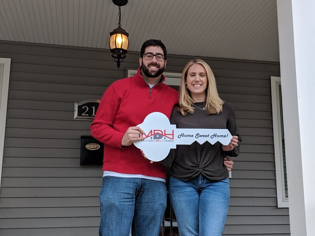 Ashleigh & Greg Buy a Cranford Home
