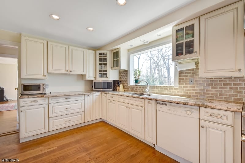 95 Fairfild Drive, Millburn