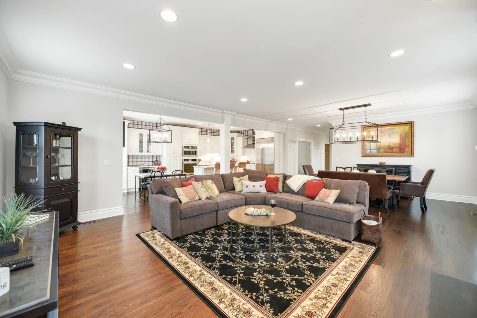 304 Monroe Ct